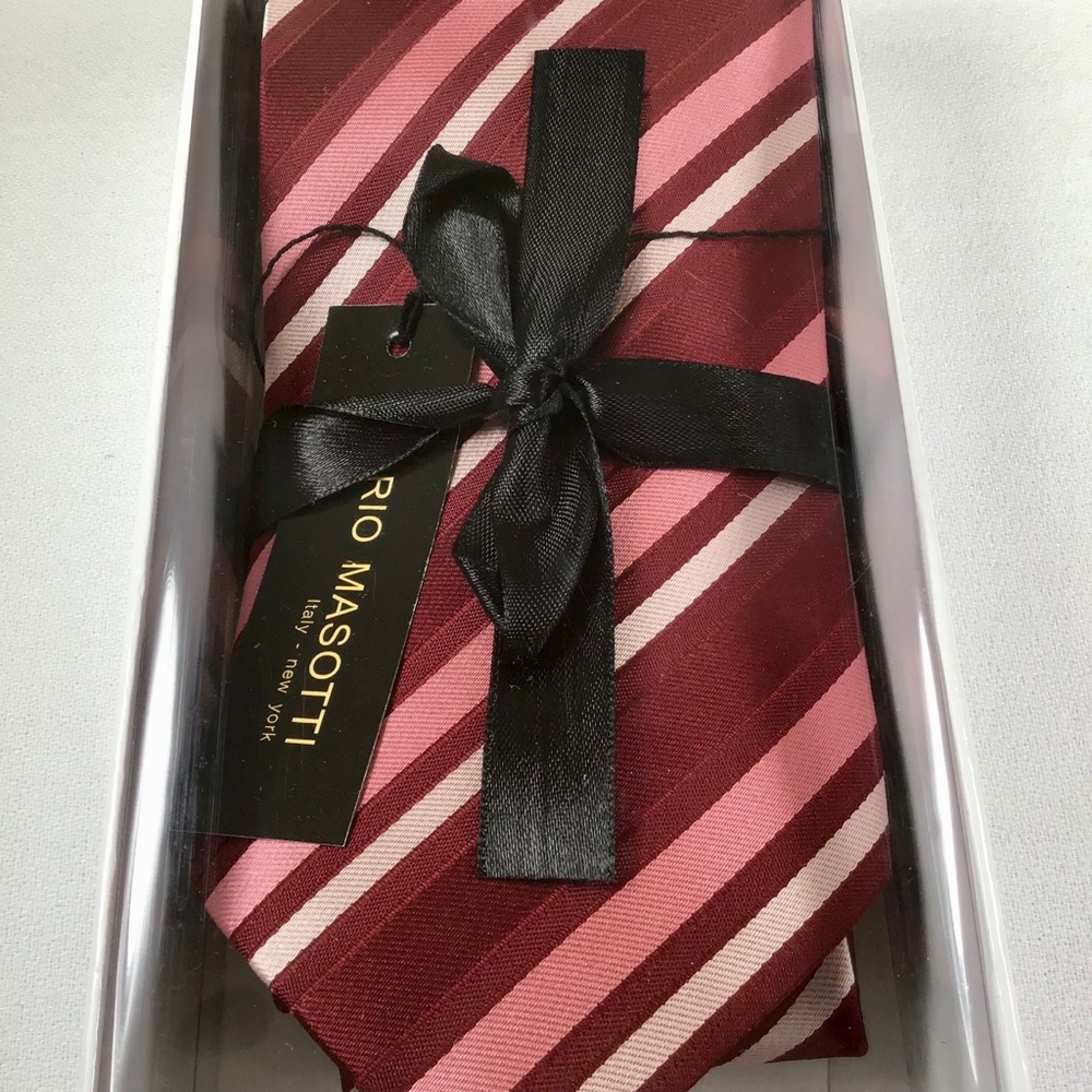 🎩Mario Masotti Neck Tie.  Brand new in gift box.